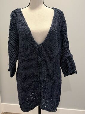 Free People Deep Blue V-Neck Sweater size XS